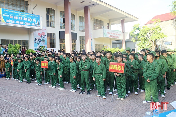 120 “chiến sỹ nhí” Hà Tĩnh lên đường tham gia Học kỳ trong quân đội