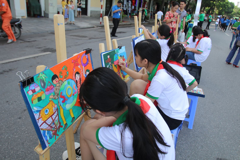 Thủ tướng Nguyễn Xuân Phúc phát động phong trào toàn quốc chống rác thải nhựa