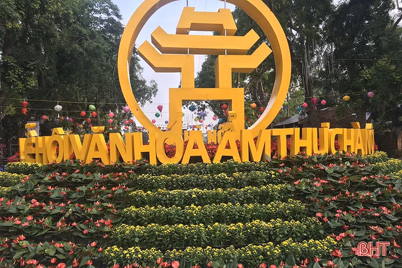 Cu đơ Hà Tĩnh lần đầu tiên ra thủ đô trình diễn