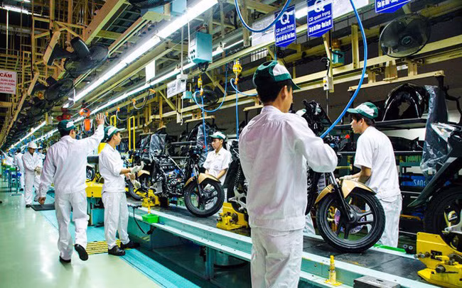 Chỉ số PMI Việt Nam giảm nhẹ trong tháng 5