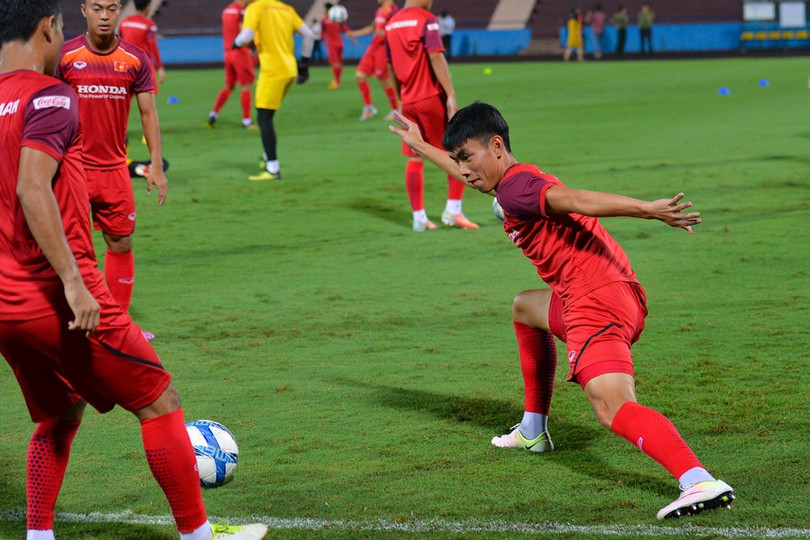 Phạm Tuấn Hải tập hăng say cùng U23 Việt Nam, sẵn sàng cho trận gặp Myanmar