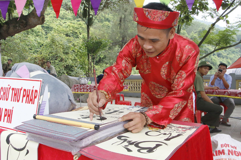 Giao lưu thơ tại Đền Chiêu Trưng Đại Vương Lê Khôi