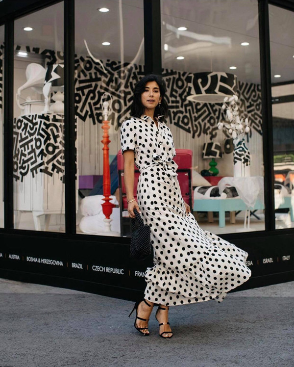 Mặc đẹp cùng xu hướng chấm bi