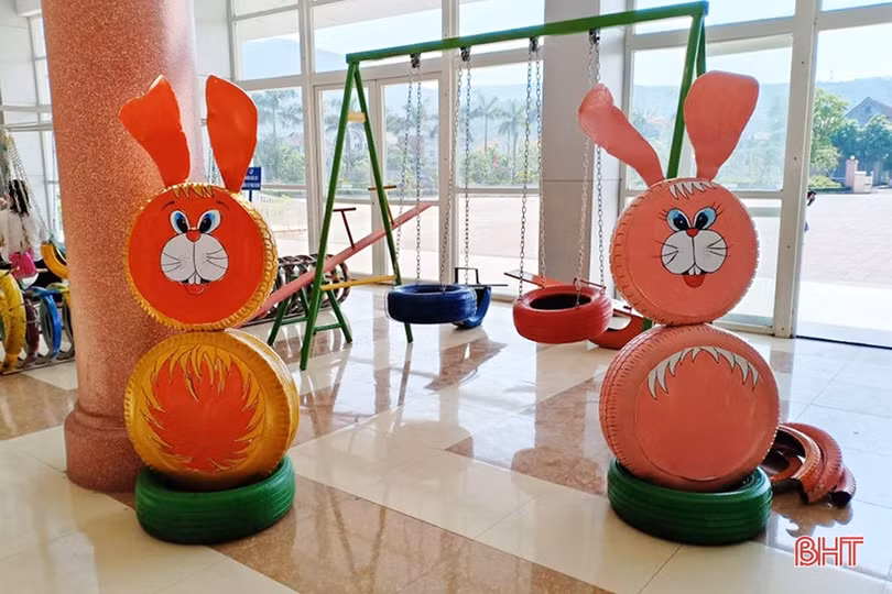 ĐVTN Hồng Lĩnh “hô biến” phế liệu trở thành đồ chơi trẻ em