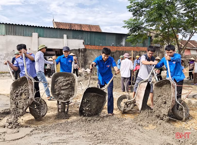 Tuổi trẻ Hà Tĩnh tình nguyện để yêu thương và cống hiến
