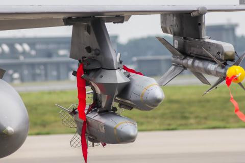 Tên lửa MALD. my het bai doa pha huy s 400 nga