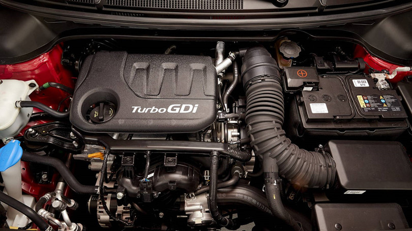 hyundai nang cap i20 canh tranh toyota yaris