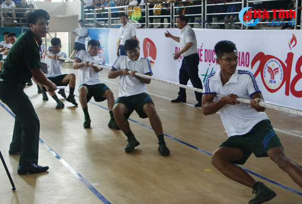 nghet tho voi man keo co tai dai hoi tdtt ha tinh