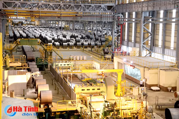 cong nghiep ha tinh dan dau ca nuoc ve chi so tang truong