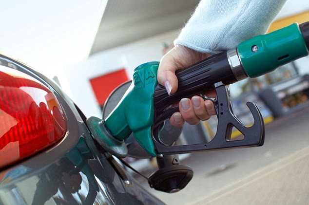 lai xe bat dieu hoa se tiet kiem xang hon