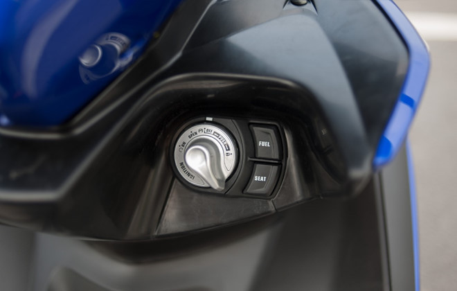 Yamaha NVX được trang bị smartkey đa công dụng, đồng thời có khả chống trộm cao. mua xe tay ga nen uu tien tinh nang nao