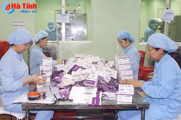 cong nghiep ha tinh dan dau ca nuoc ve chi so tang truong