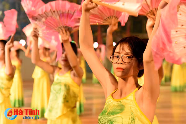 photo an tuong man the duc nghe thuat tai dai hoi tdtt ha tinh