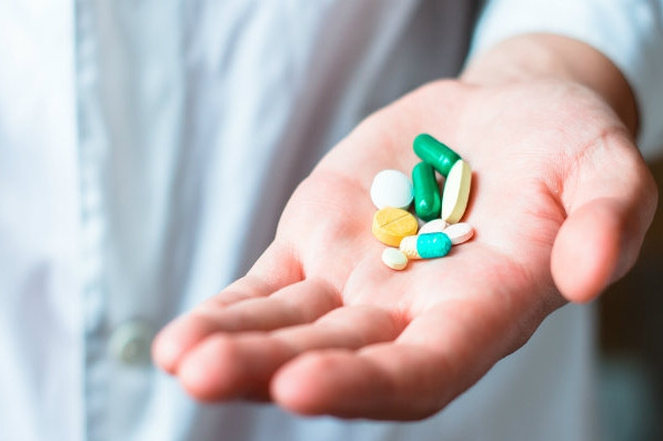 nhung thuc pham nen va khong nen an khi su dung khang sinh