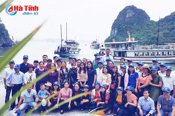 nghi le 30 4 1 5 ha tinh chay tour du lich