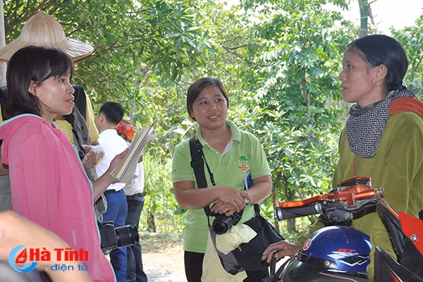 nong dan quang binh an tuong voi mo hinh nong nghiep thong minh tai ha tinh