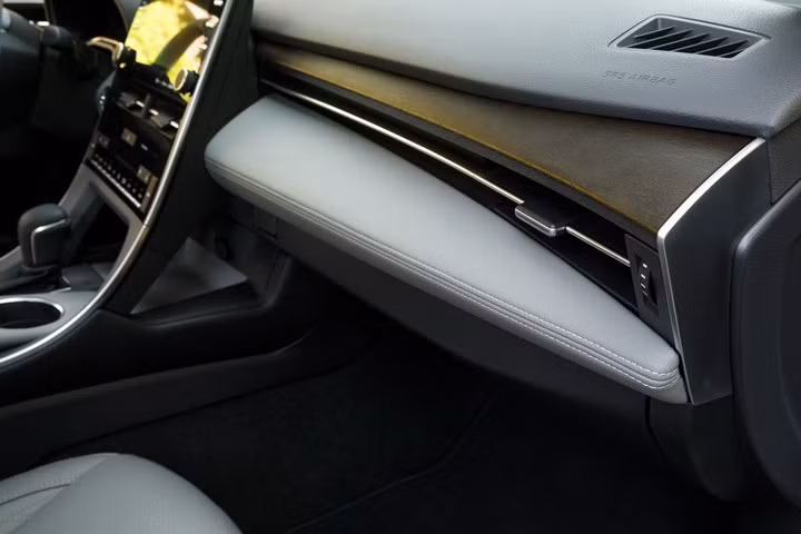 can canh toyota avalon 2019 co gia tu 35 000 usd