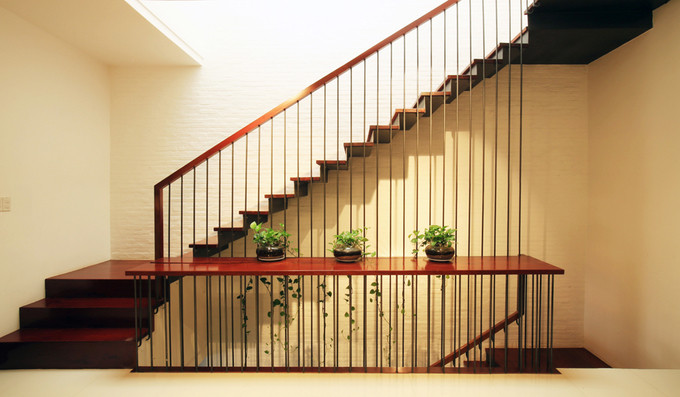 ngoi nha chi thoang mot mat nhung phong nao cung co cua so