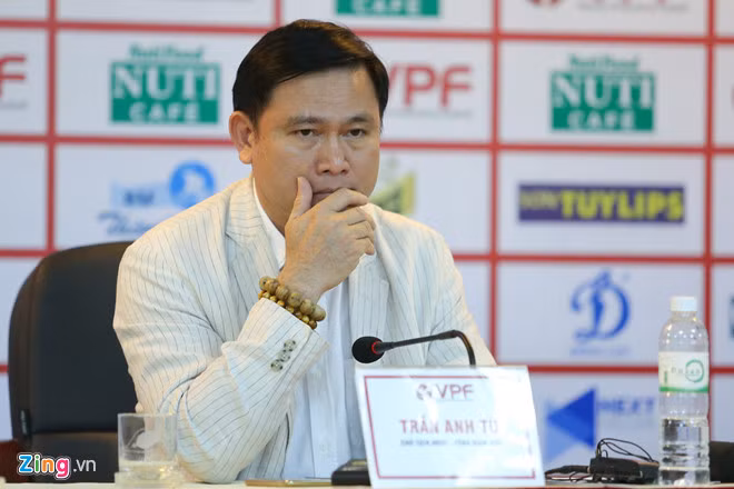 bau duc cam on anh tu hagl chac chan se o lai v league