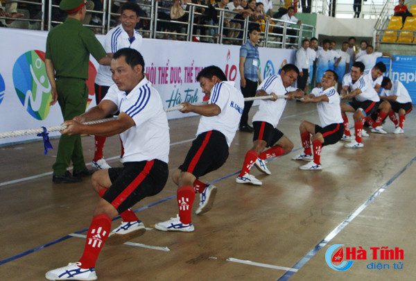 nghet tho voi man keo co tai dai hoi tdtt ha tinh