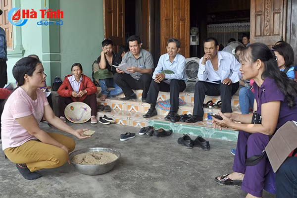 nong dan quang binh an tuong voi mo hinh nong nghiep thong minh tai ha tinh