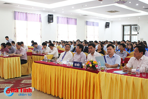 cong ty moi truong va do thi ha tinh don nhan huan chuong lao dong