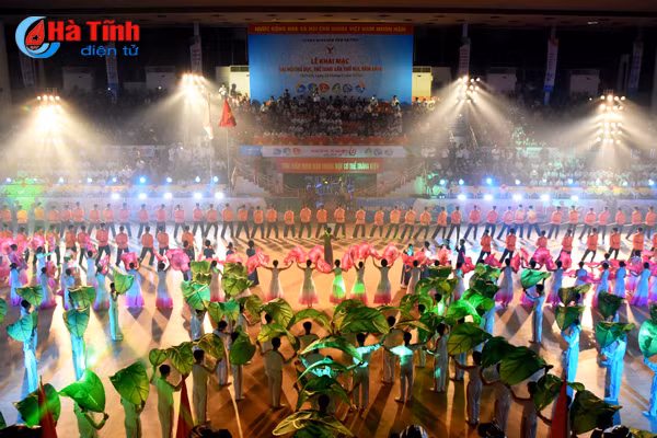 photo an tuong man the duc nghe thuat tai dai hoi tdtt ha tinh