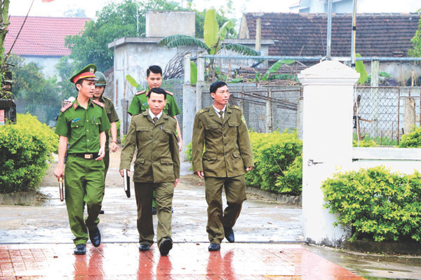 nguoi dan hay yen tam vui le