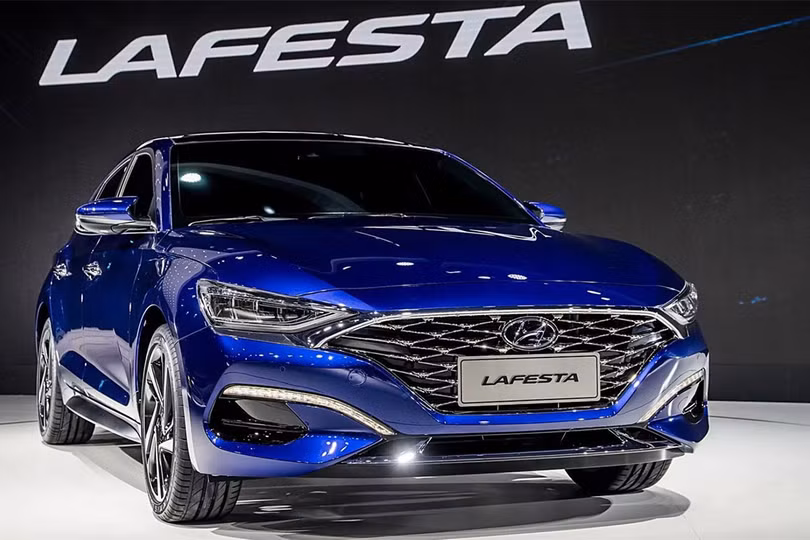 hyundai lafesta sedan co nho mang ngon ngu thiet ke moi