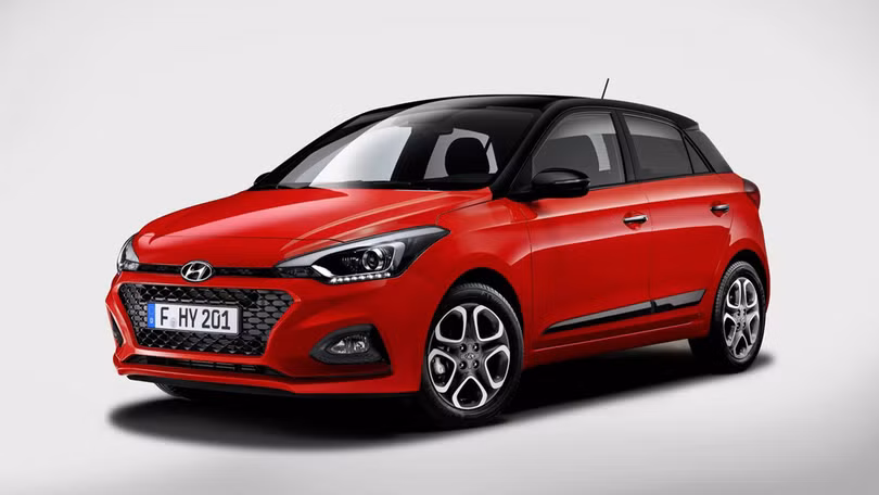 hyundai nang cap i20 canh tranh toyota yaris