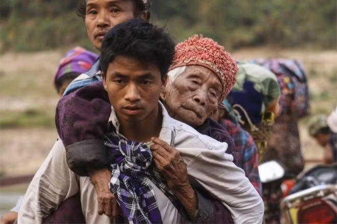 myanmar xung dot tai kachin hang nghin nguoi phai roi bo nha cua