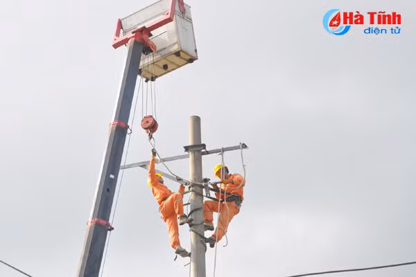 dien luc ha tinh len kich ban chong nang nong