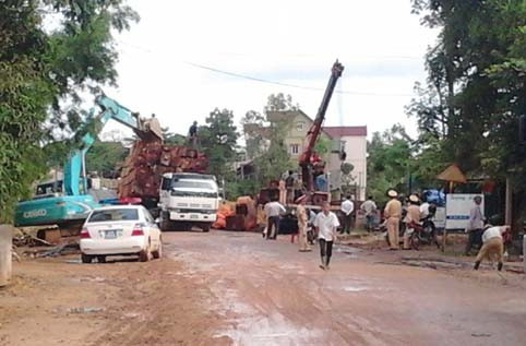 Hạ gỗ để kéo xe tải thoát hiểm