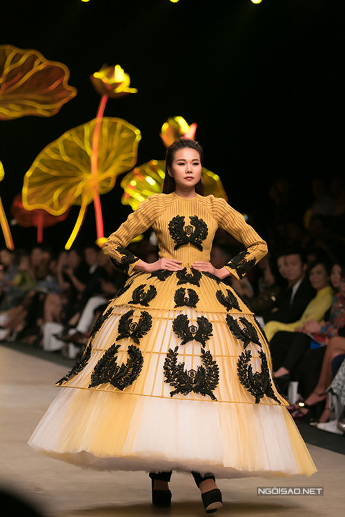 nhung sac mau ruc ro cua thoi trang viet 2016