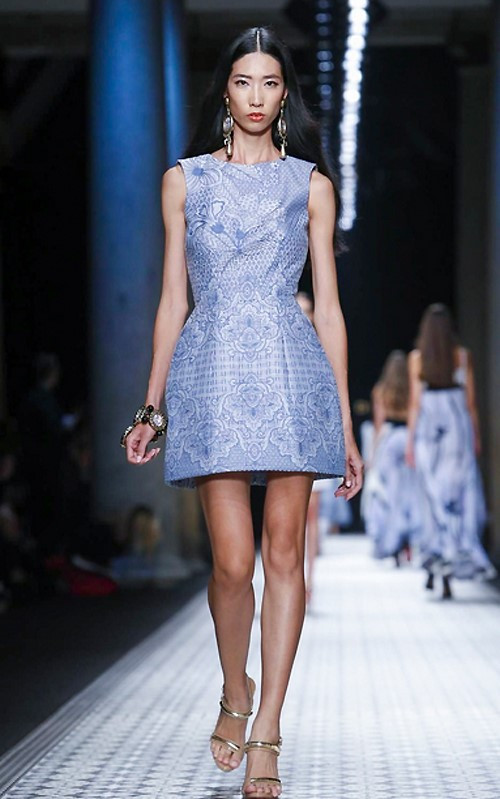 nhung sac mau ruc ro cua thoi trang viet 2016