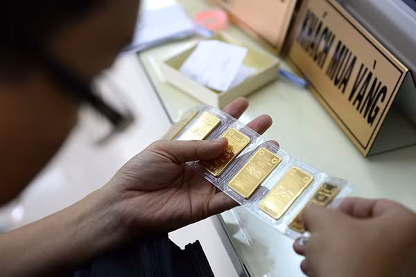 am i thi truong cho den vang mieng ngoai te o ha tinh