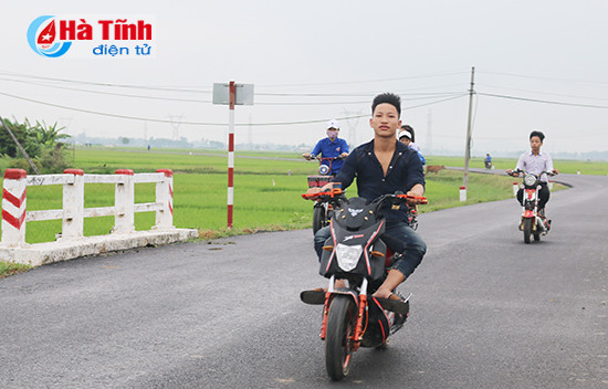 dau tran vi vu den truong bang xe may dien