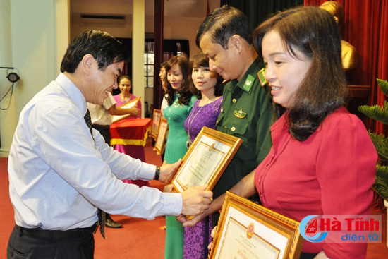 tuyen duong 69 dien hinh doan ket xay dung doi song van hoa