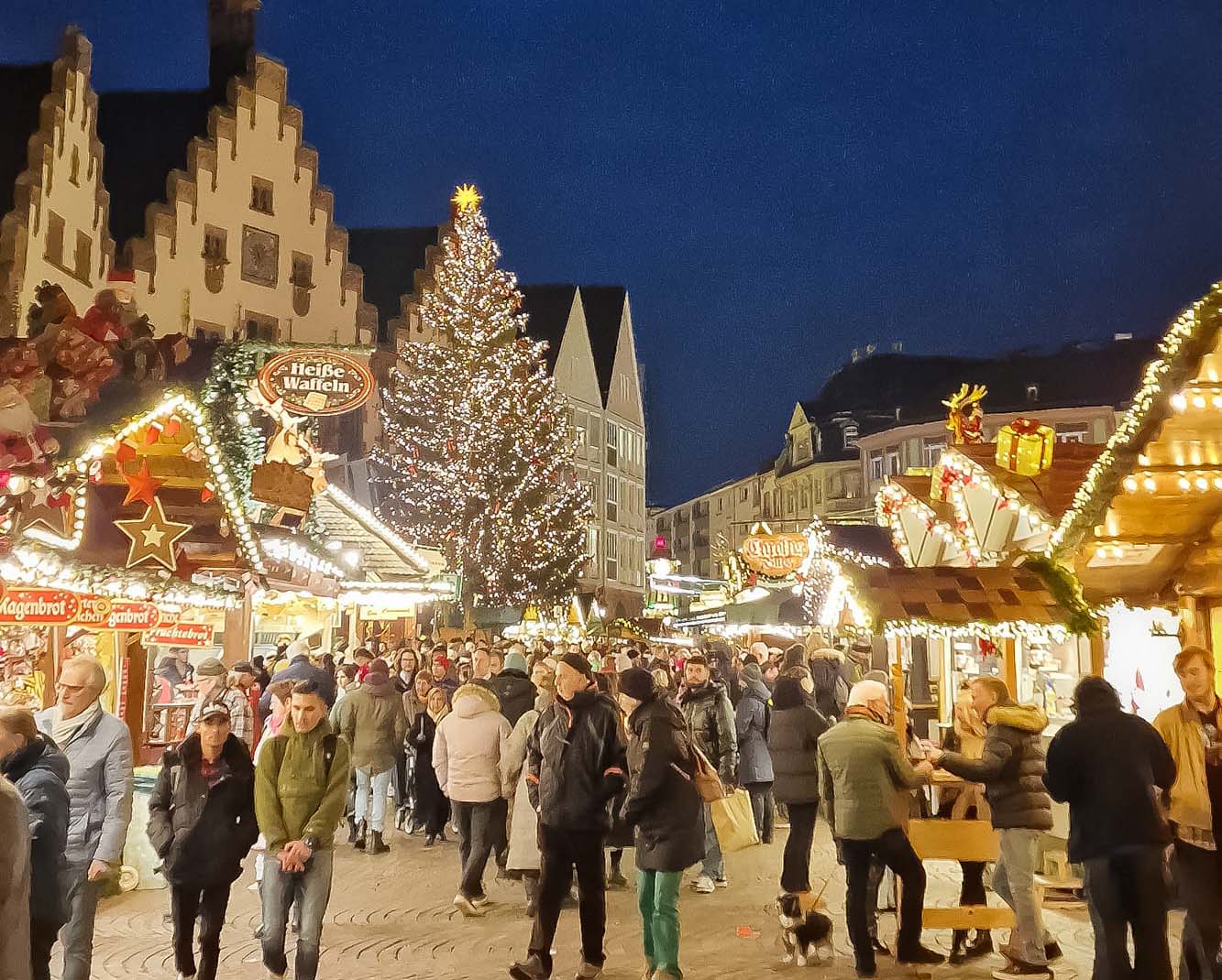 Châu Âu lung linh sắc màu chào đón Giáng sinh