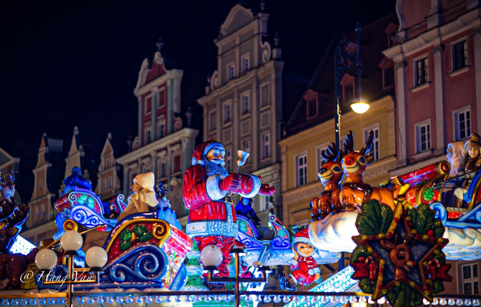 Châu Âu lung linh sắc màu chào đón Giáng sinh