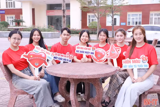 Lan tỏa “Hành trình đỏ” trong trường học