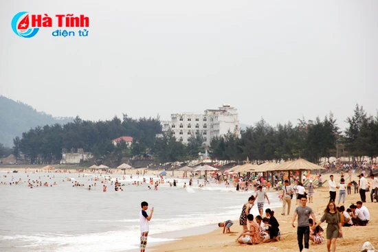 luong khach du lich den ha tinh tang 173