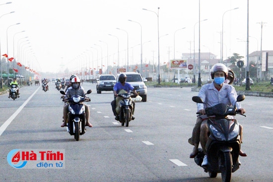 luong khach du lich den ha tinh tang 173