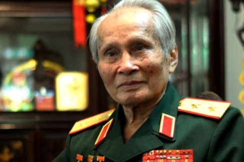 can bo cua dang co cong thi duoc khen co toi phai bi xu ly nghiem