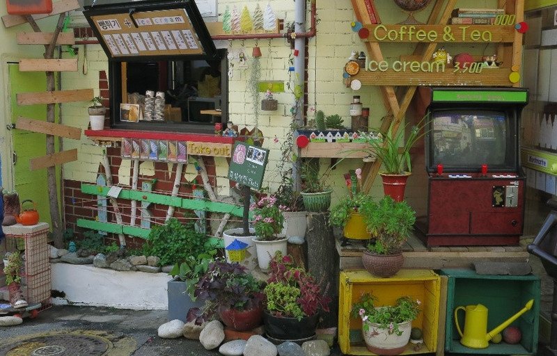 Những ngôi làng tranh tường hút hồn du khách ở Hàn Quốc ảnh 6 nhung ngoi lang tranh tuong hut hon du khach o han quoc