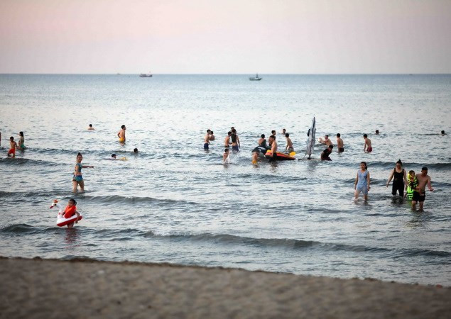 ngay 1 5 mien trung xay ra nang nong tren dien rong