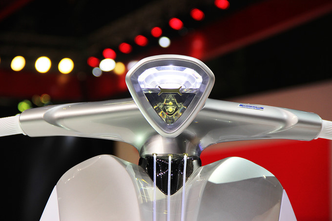 ngo ngang truoc ve dep cua yamaha glorious concept tai viet nam