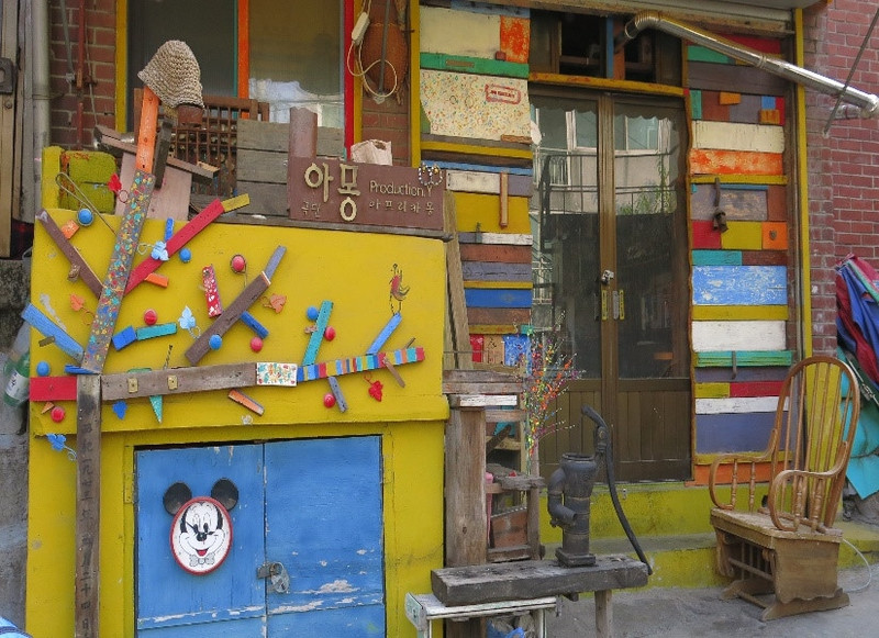 Những ngôi làng tranh tường hút hồn du khách ở Hàn Quốc ảnh 4 nhung ngoi lang tranh tuong hut hon du khach o han quoc