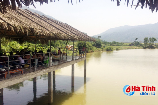 vao dong quoc thuong thuc lon nit ga di bo quay