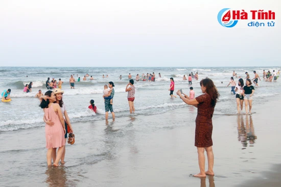 luong khach du lich den ha tinh tang 173